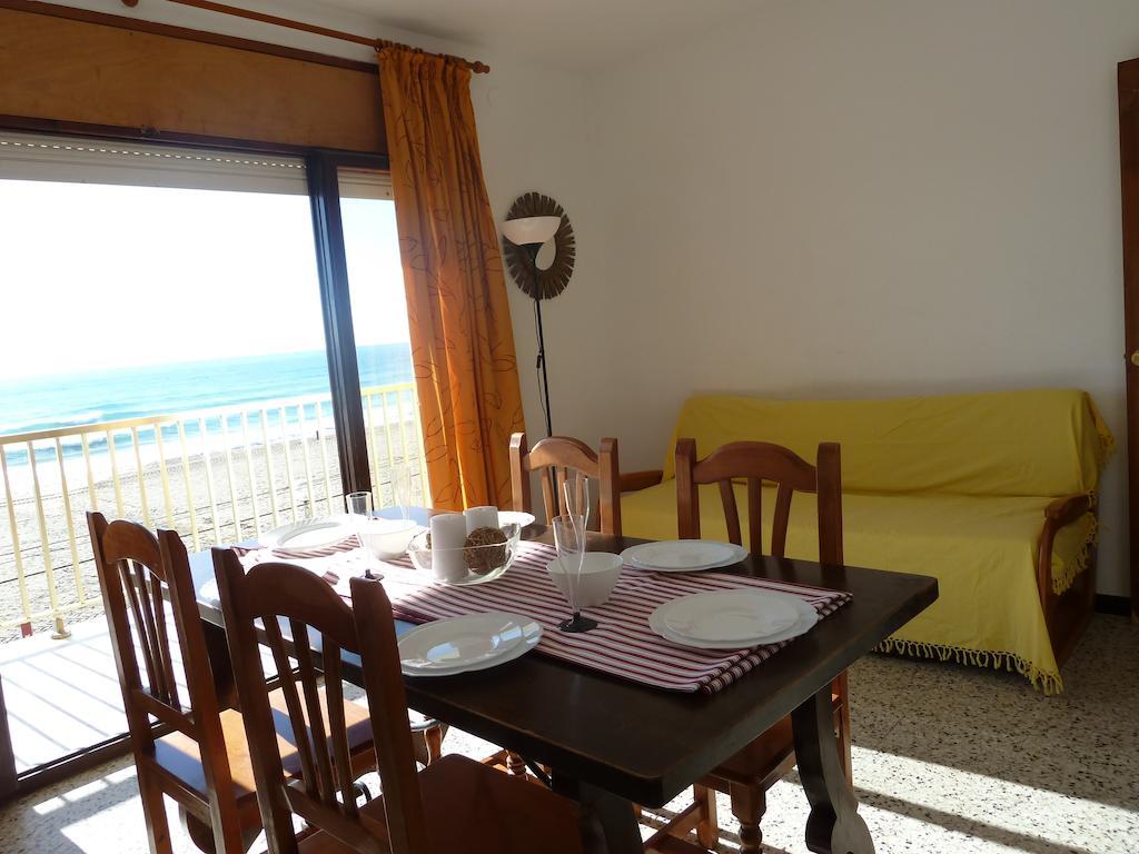 Villa Service - Apartamentos Aransol El Vendrell Habitación foto